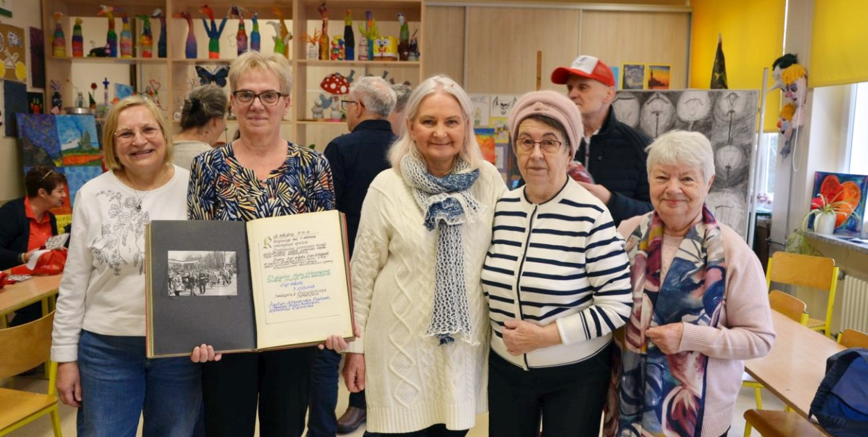 Spotkanie po latach w SP nr 2