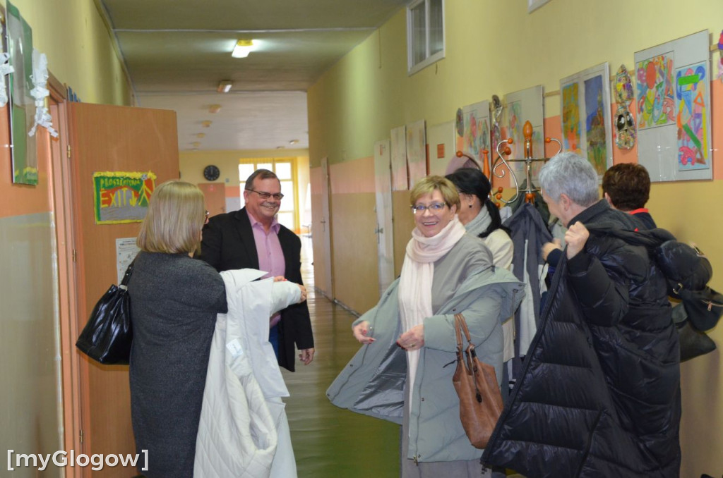 Spotkanie po latach w SP nr 2