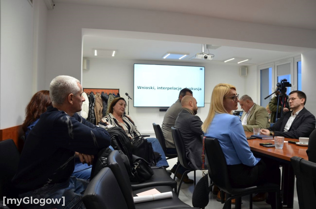 Sesja rady gminy Głogów