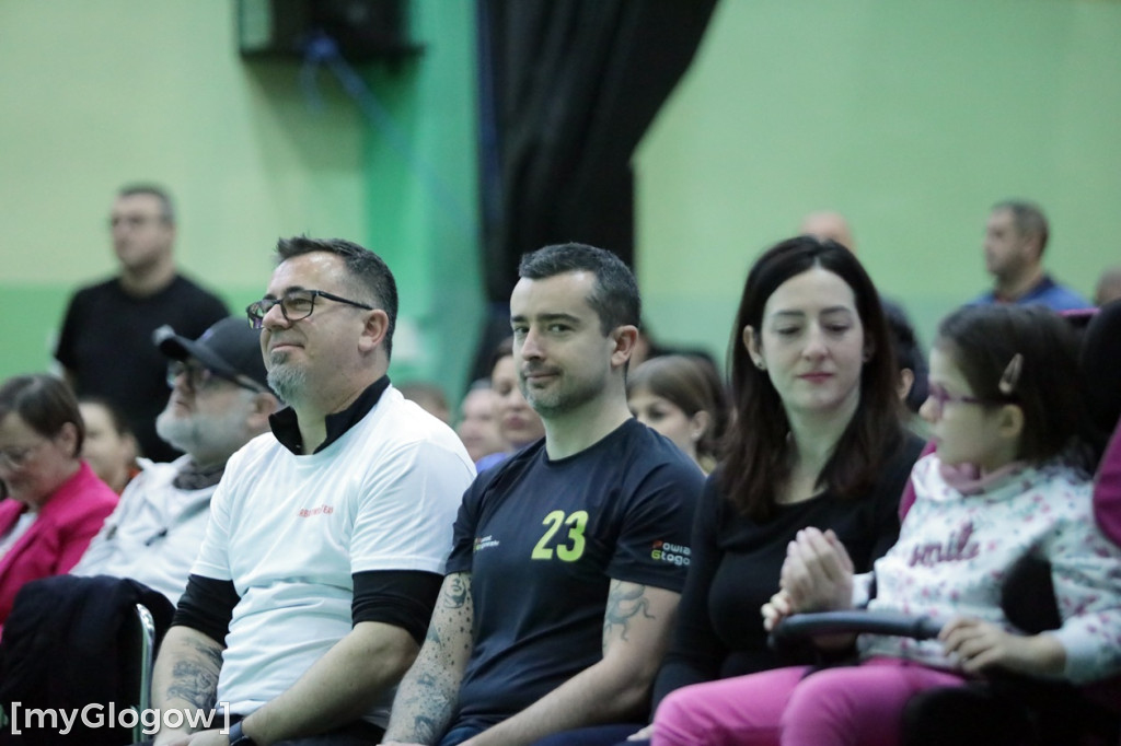 Charytatywny turniej w piłkę siatkową w Głogowie