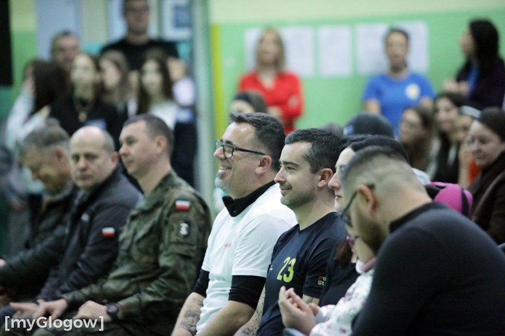 Charytatywny turniej w piłkę siatkową w Głogowie