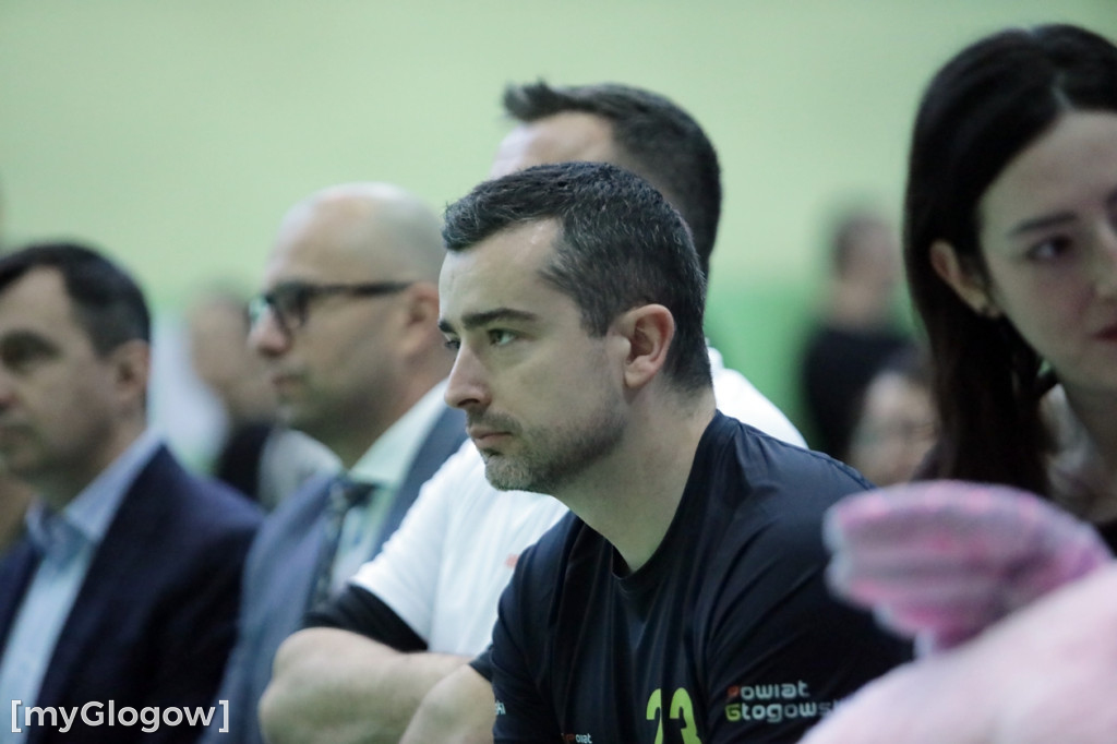 Charytatywny turniej w piłkę siatkową w Głogowie