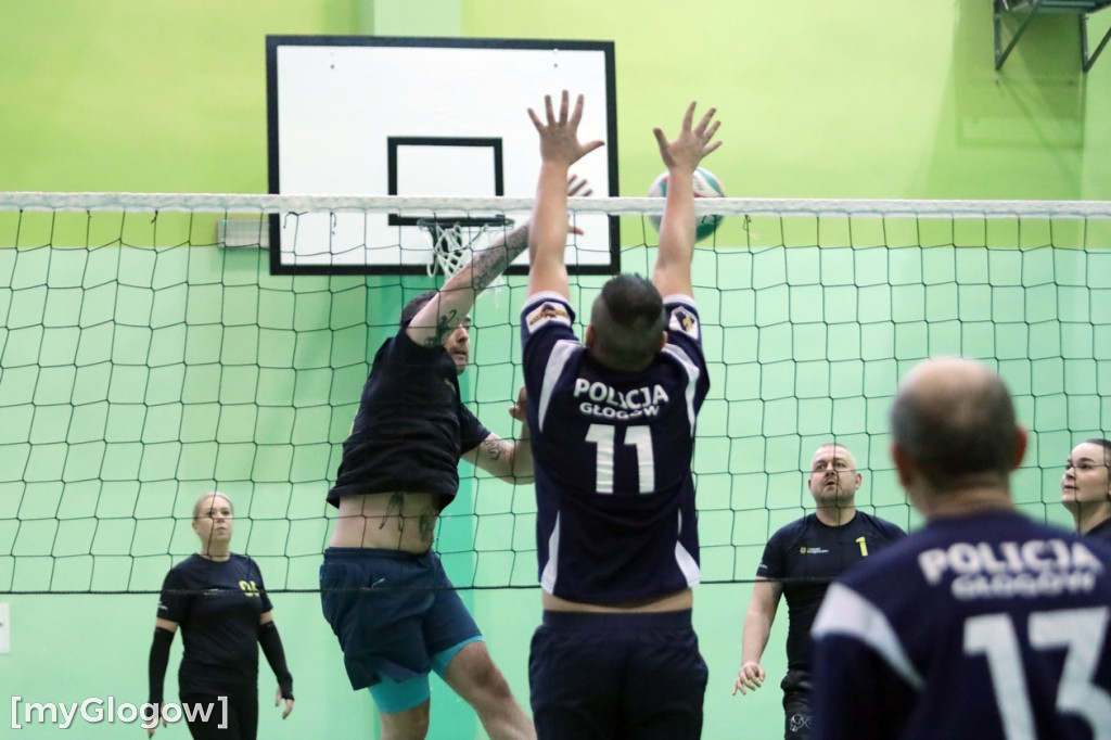 Charytatywny turniej w piłkę siatkową w Głogowie