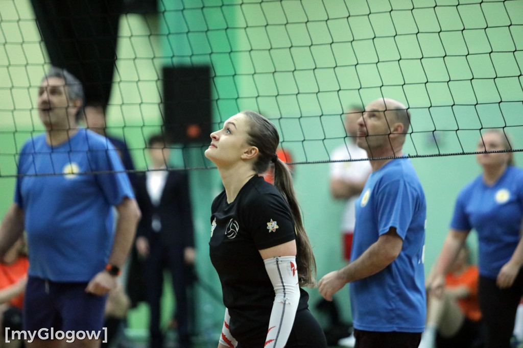 Charytatywny turniej w piłkę siatkową w Głogowie