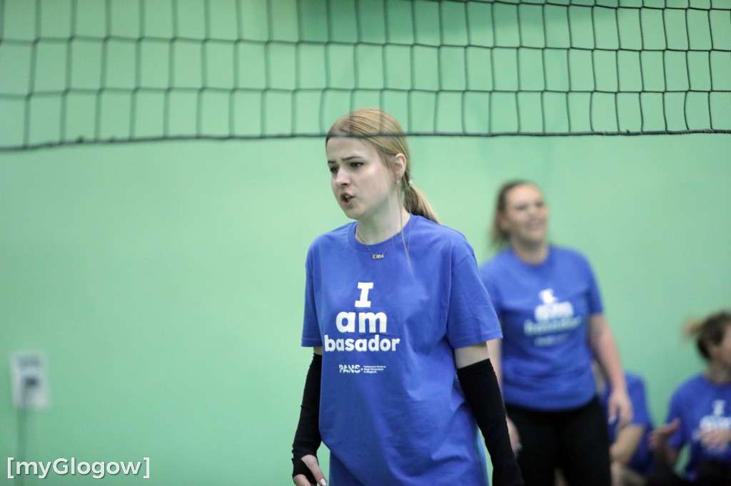 Charytatywny turniej w piłkę siatkową w Głogowie