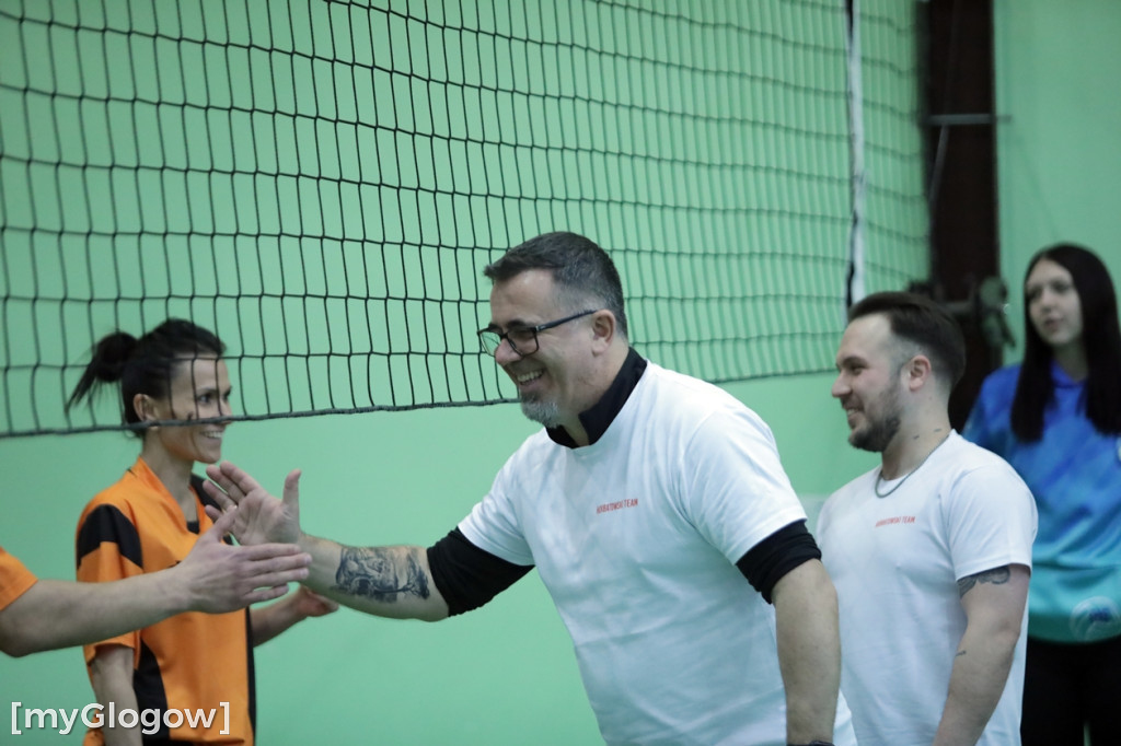 Charytatywny turniej w piłkę siatkową w Głogowie