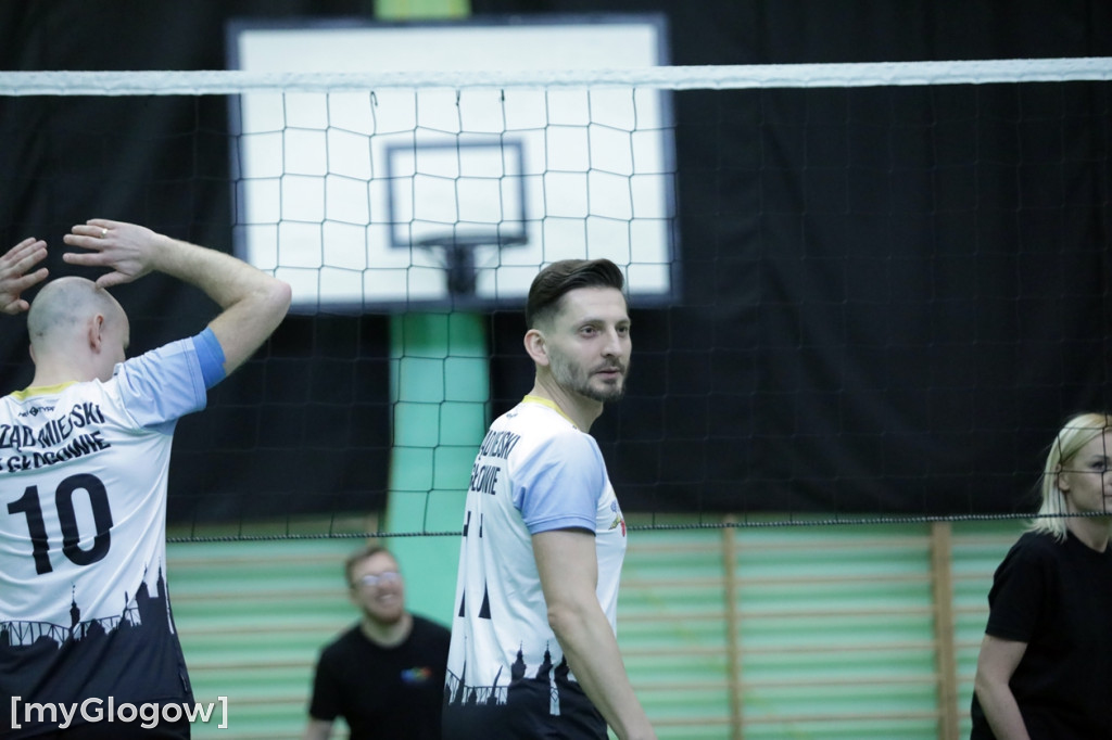 Charytatywny turniej w piłkę siatkową w Głogowie