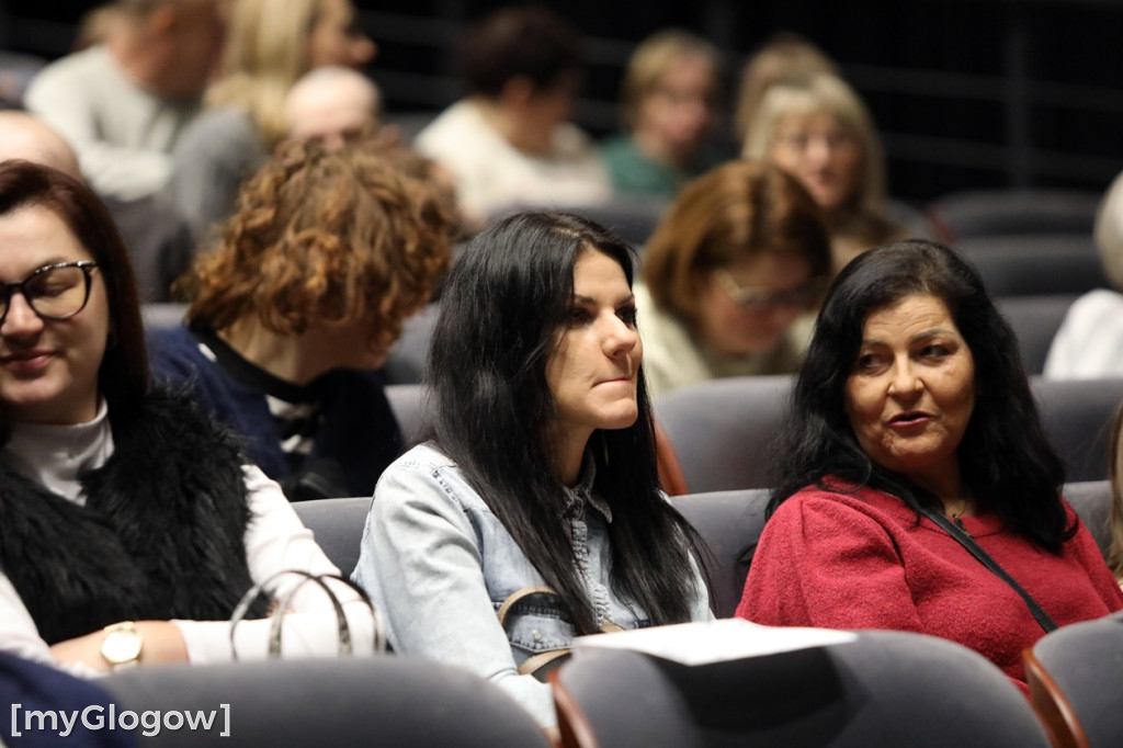 Bajka Samograjka w teatrze w Głogowie