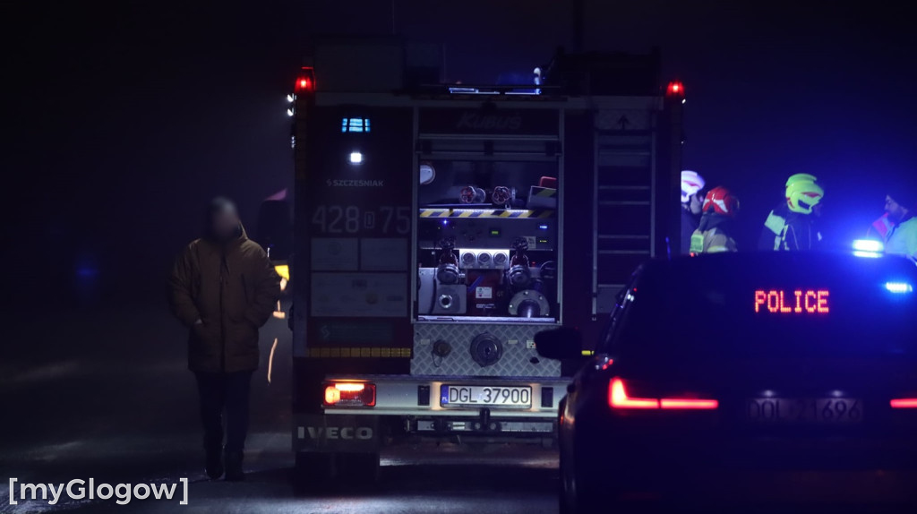 Ciężarówka w rowie pod Głogowem