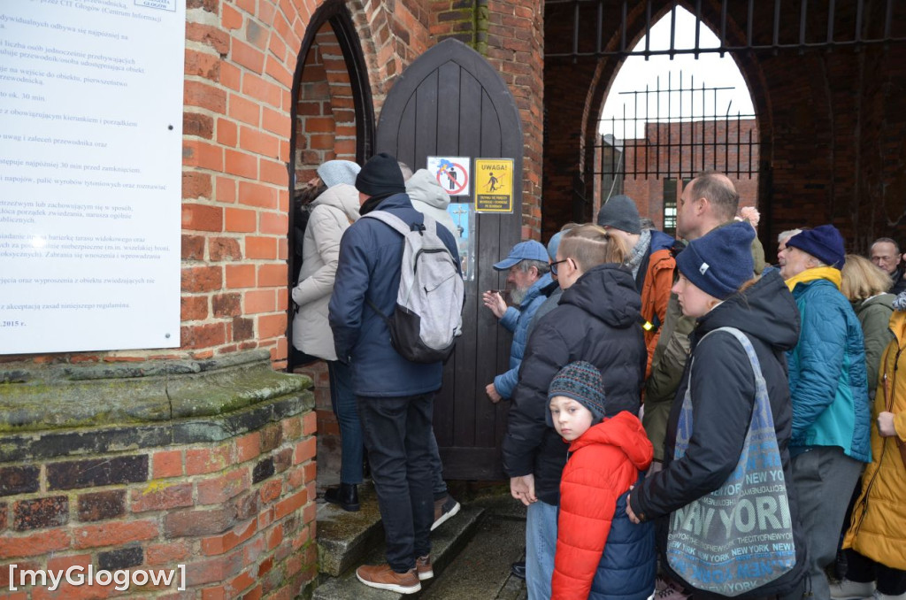 Zima w Twierdzy Głogów - wejście na dwie wieże