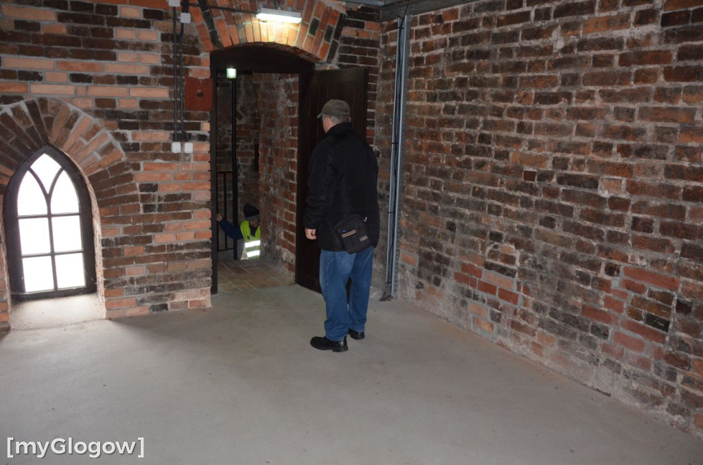 Zima w Twierdzy Głogów - wejście na dwie wieże