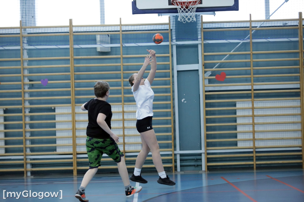 Walentynkowe granie na parkiecie