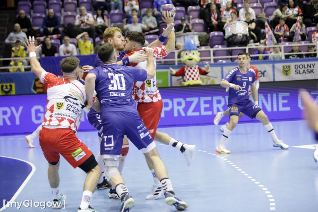 Zacięta walka! Chrobry grał z Wybrzeżem