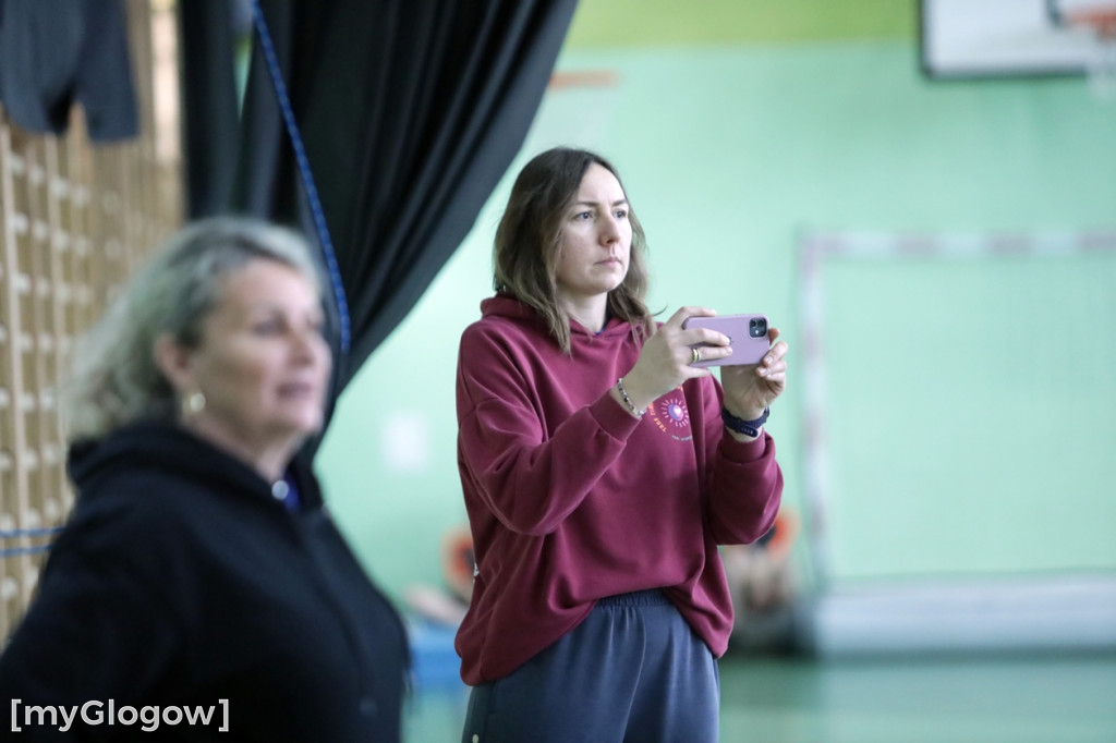 Osiem szkół w turnieju w piłkę ręczną