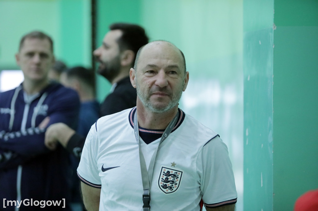 Osiem szkół w turnieju w piłkę ręczną