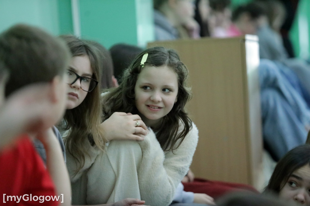 Osiem szkół w turnieju w piłkę ręczną