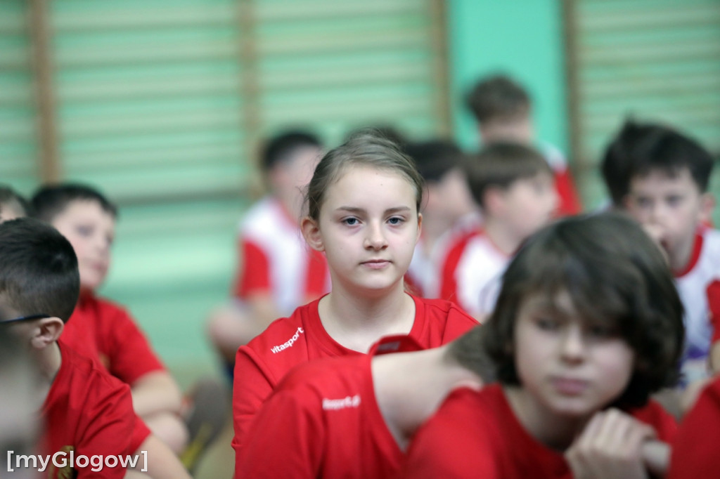 Osiem szkół w turnieju w piłkę ręczną