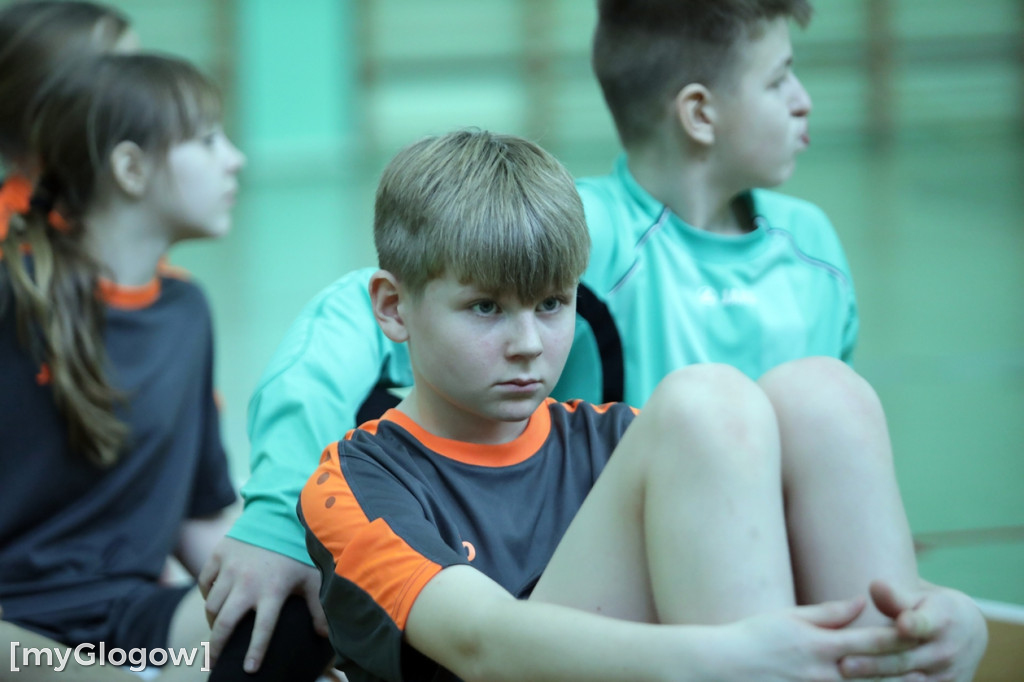 Osiem szkół w turnieju w piłkę ręczną