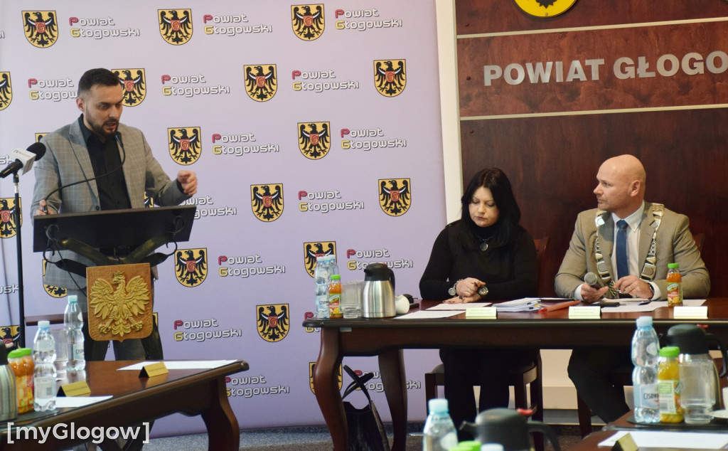 Sesja rady powiatu głogowskiego