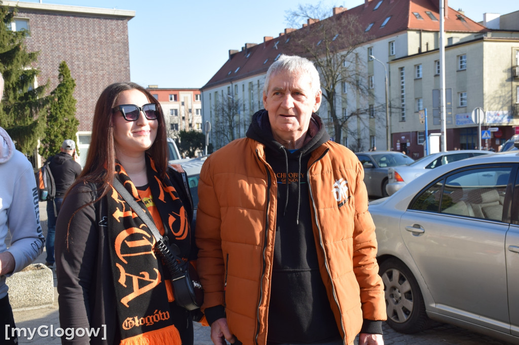 Specjalny pociąg z kibicami Chrobrego Głogów