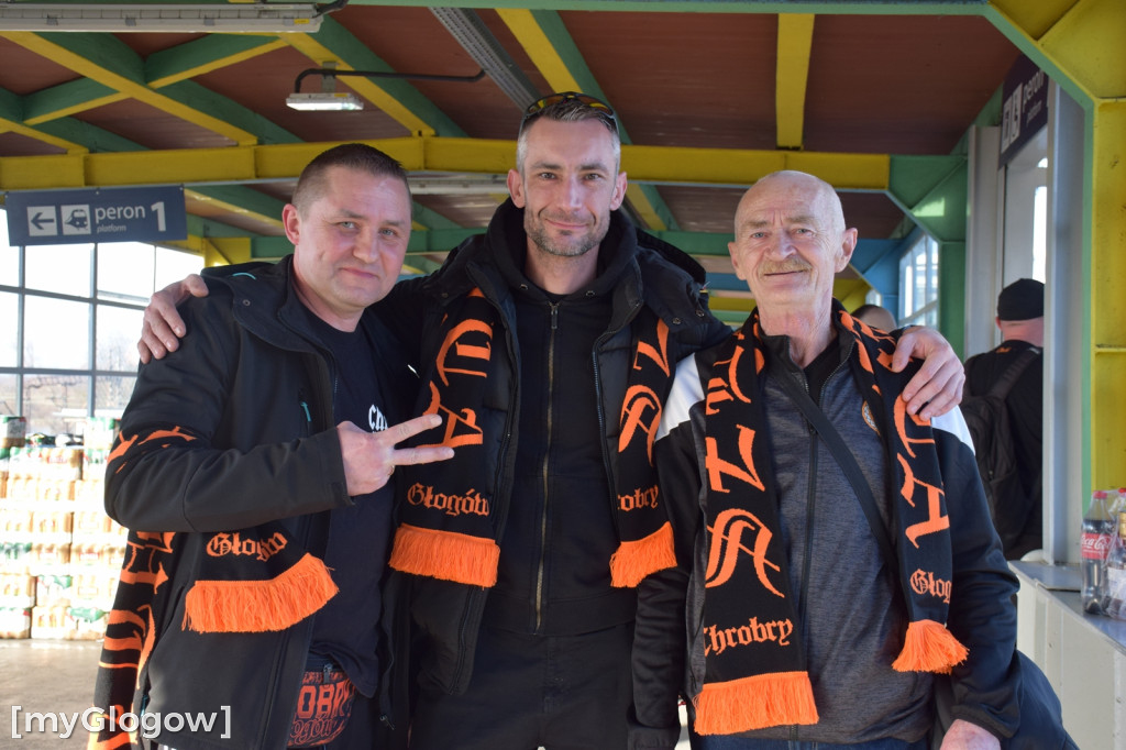 Specjalny pociąg z kibicami Chrobrego Głogów