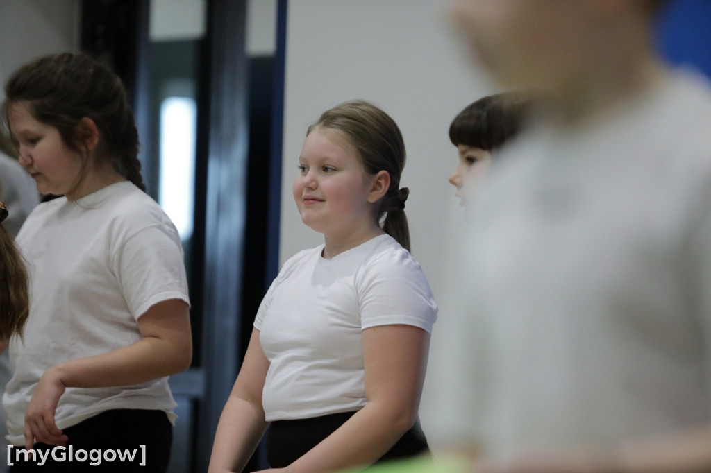 Chrobry w szkole. był trening i autografy