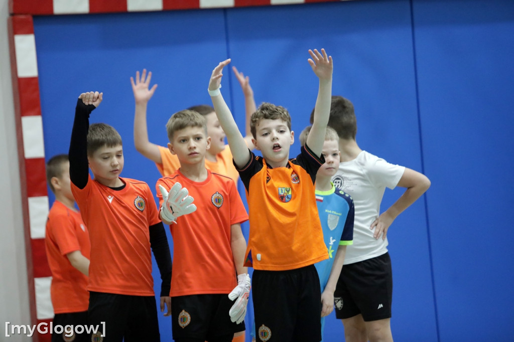 Chrobry w szkole. był trening i autografy