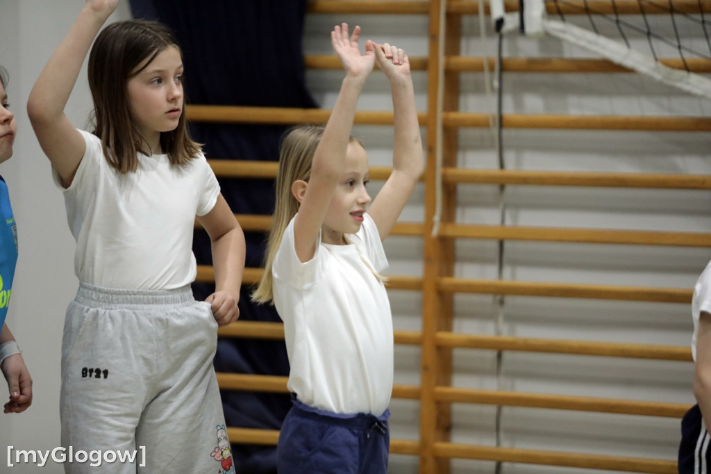 Chrobry w szkole. był trening i autografy