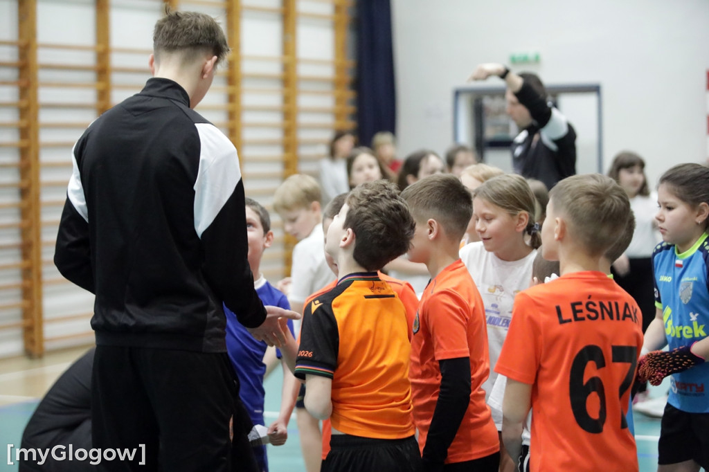 Chrobry w szkole. był trening i autografy