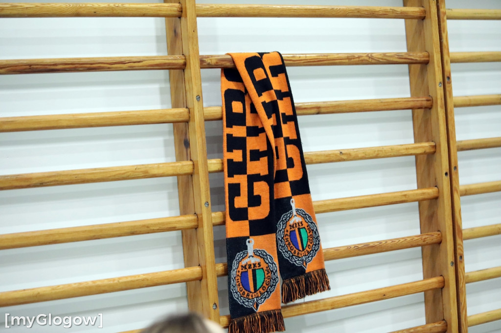 Chrobry w szkole. był trening i autografy