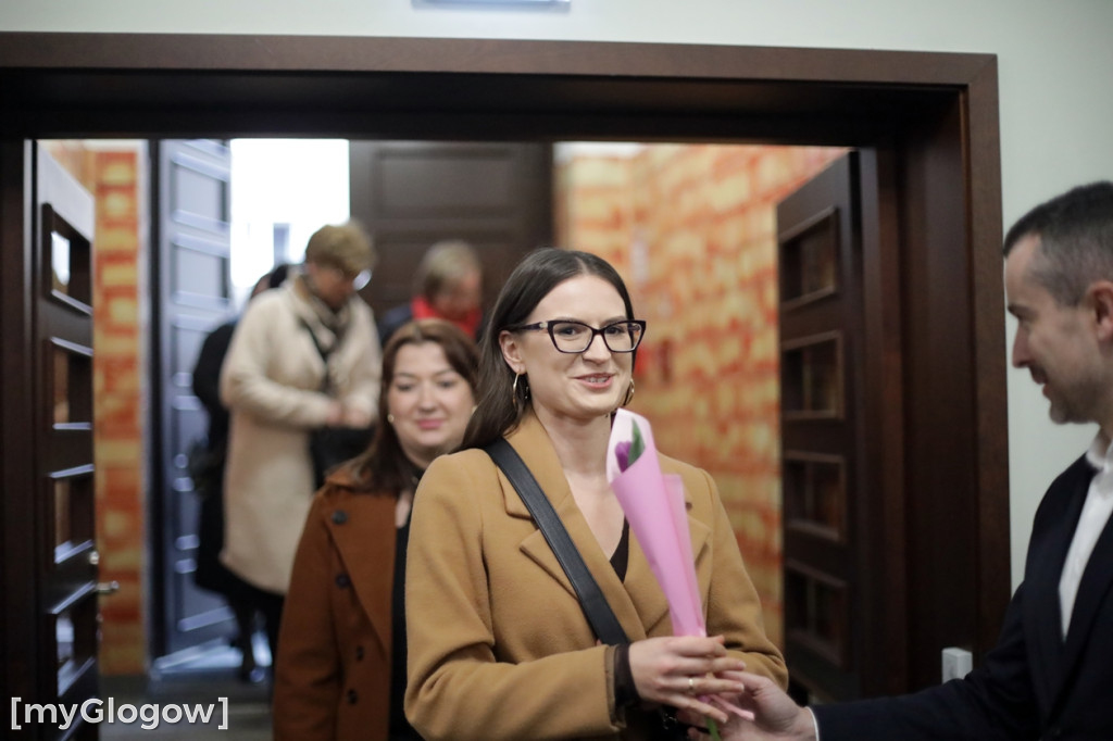 Każda kobieta z tulipanem od starosty