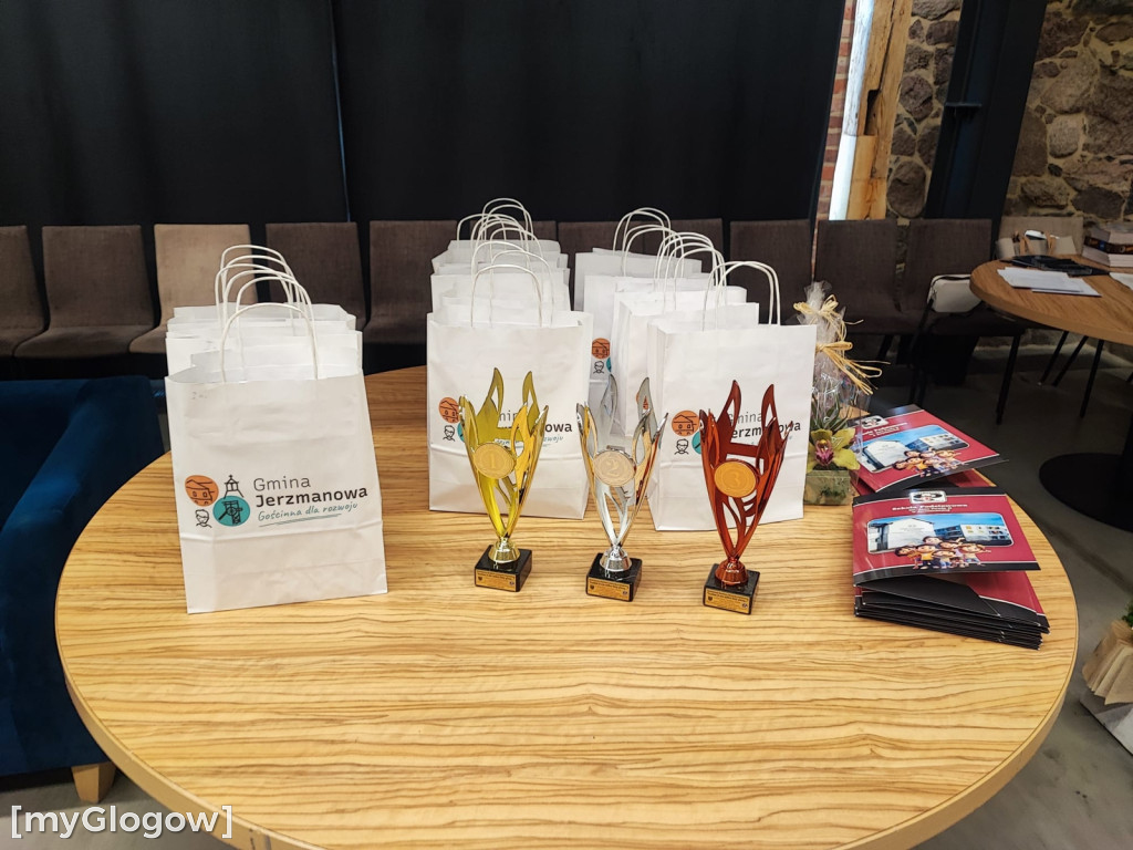 Powiatowy konkurs w Stodole Kultury w Jerzmanowej