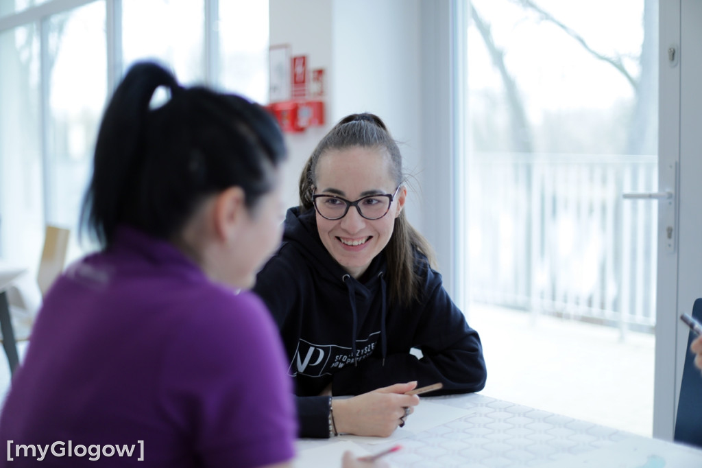 Całe rodziny malują maskotkę Neptuna