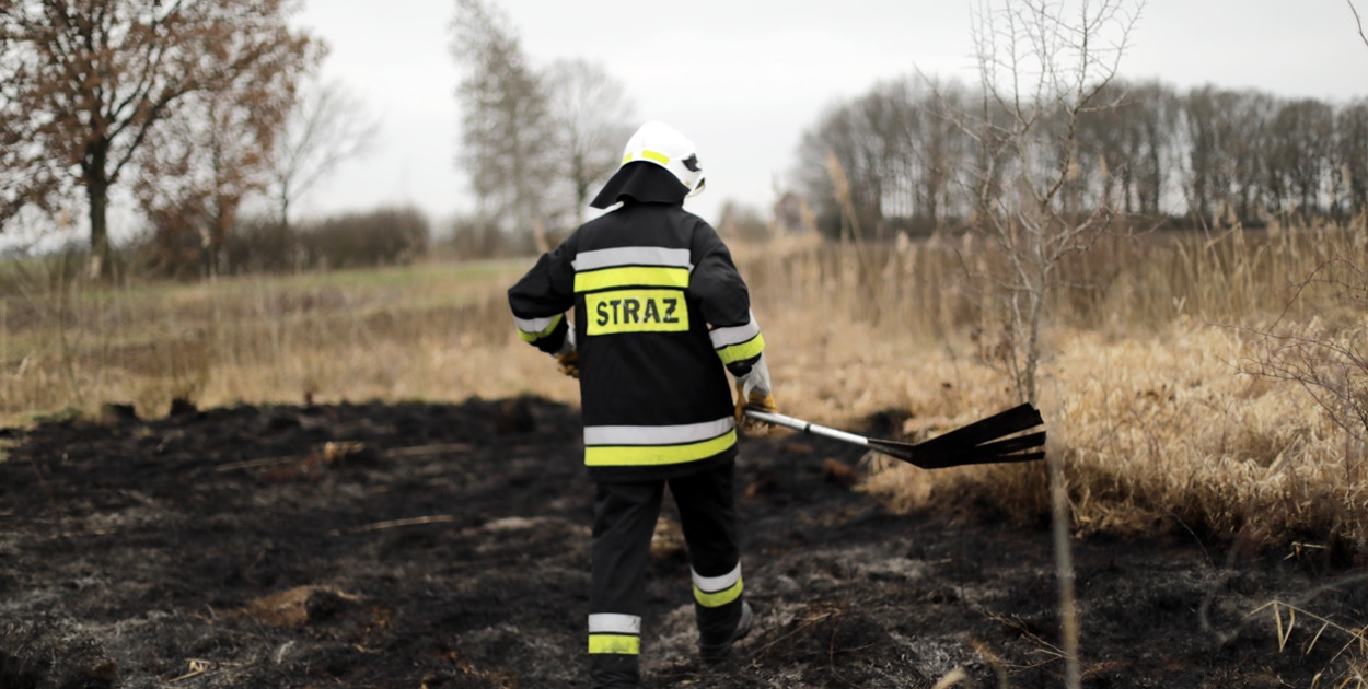 Pożar traw w gminie Pęcław