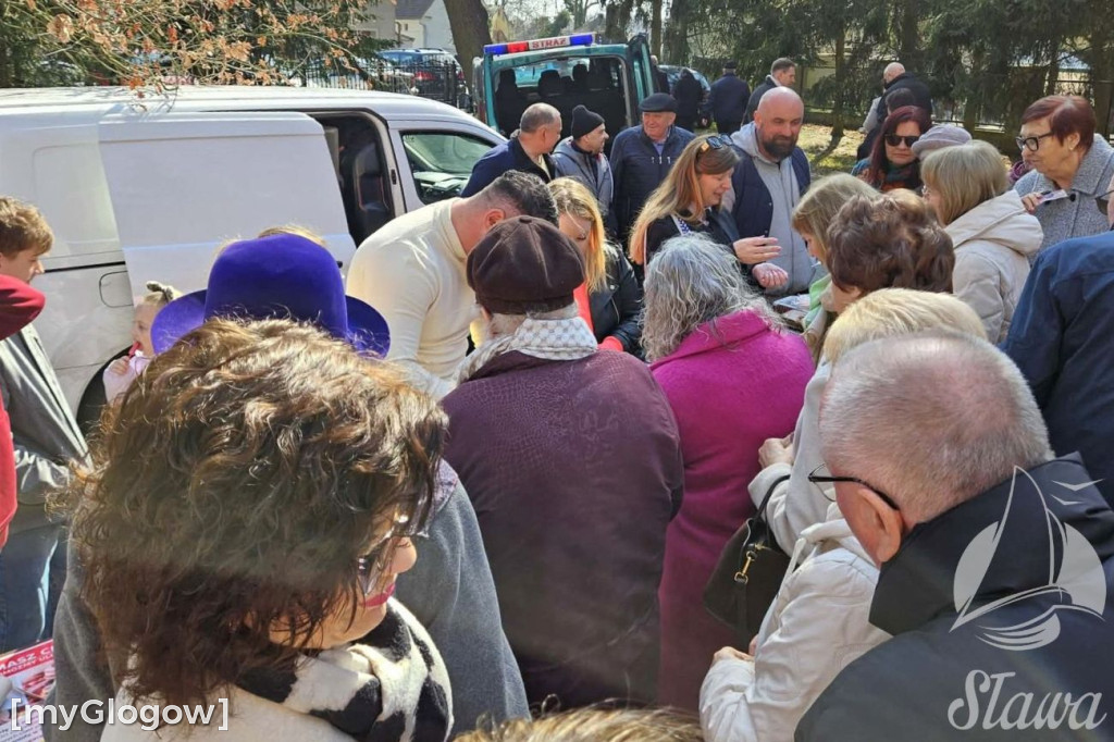 Dobro wraca. Przyszli, kupili i wsparli leczenie