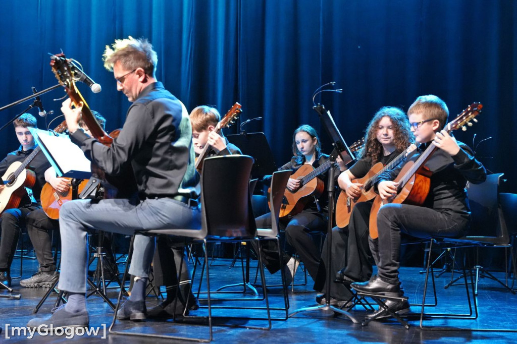 Muzyka filmowa w MOK-u