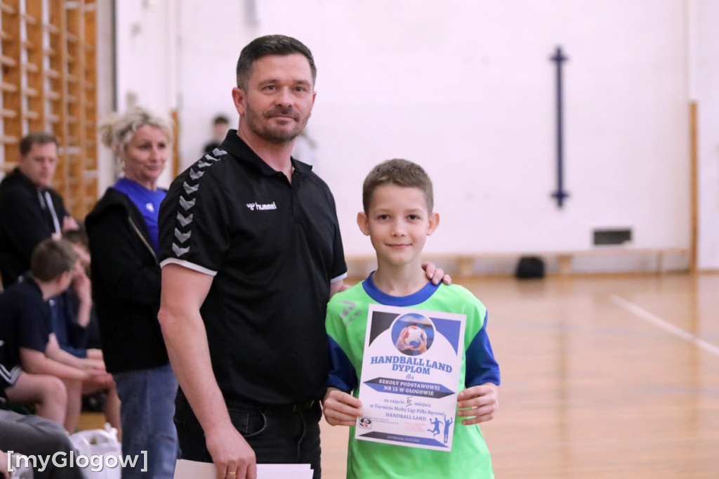 W Jerzmanowej grali w piłkę ręczną