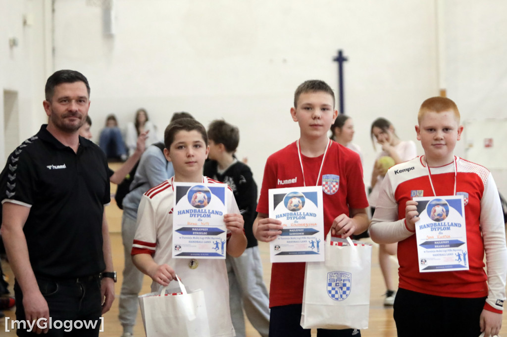 W Jerzmanowej grali w piłkę ręczną