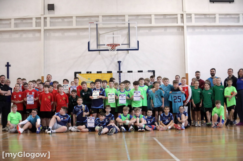 W Jerzmanowej grali w piłkę ręczną