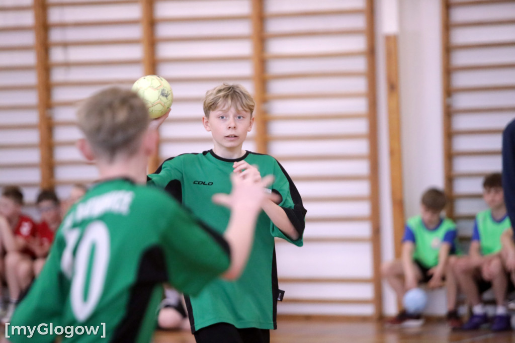 W Jerzmanowej grali w piłkę ręczną