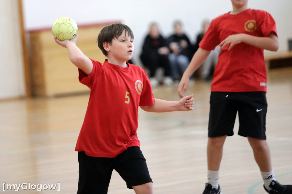 W Jerzmanowej grali w piłkę ręczną