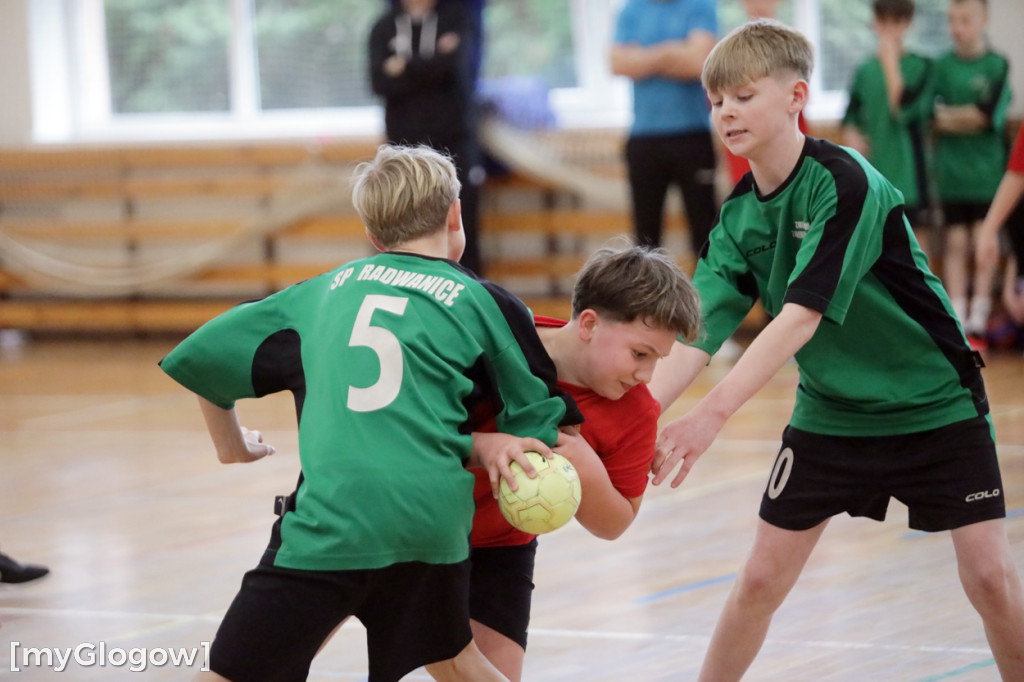 W Jerzmanowej grali w piłkę ręczną