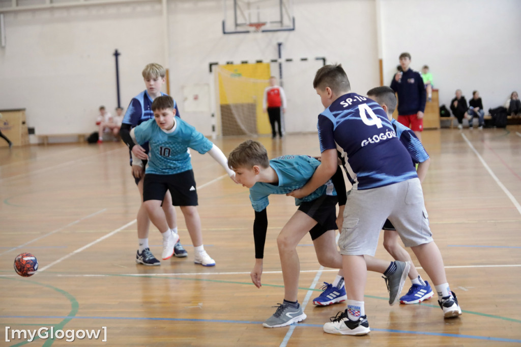 W Jerzmanowej grali w piłkę ręczną