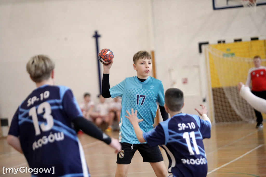 W Jerzmanowej grali w piłkę ręczną