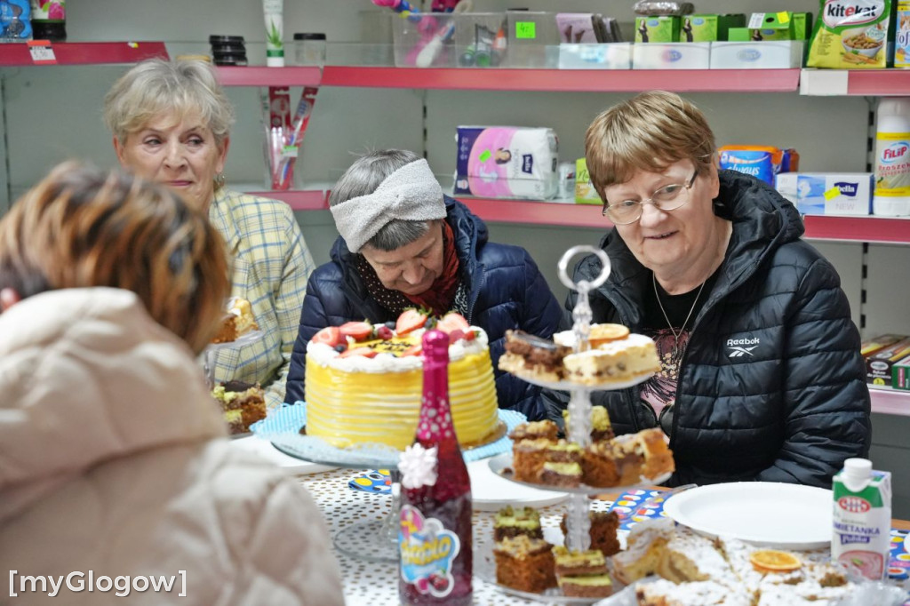 Pani Krystyna zamyka sklep