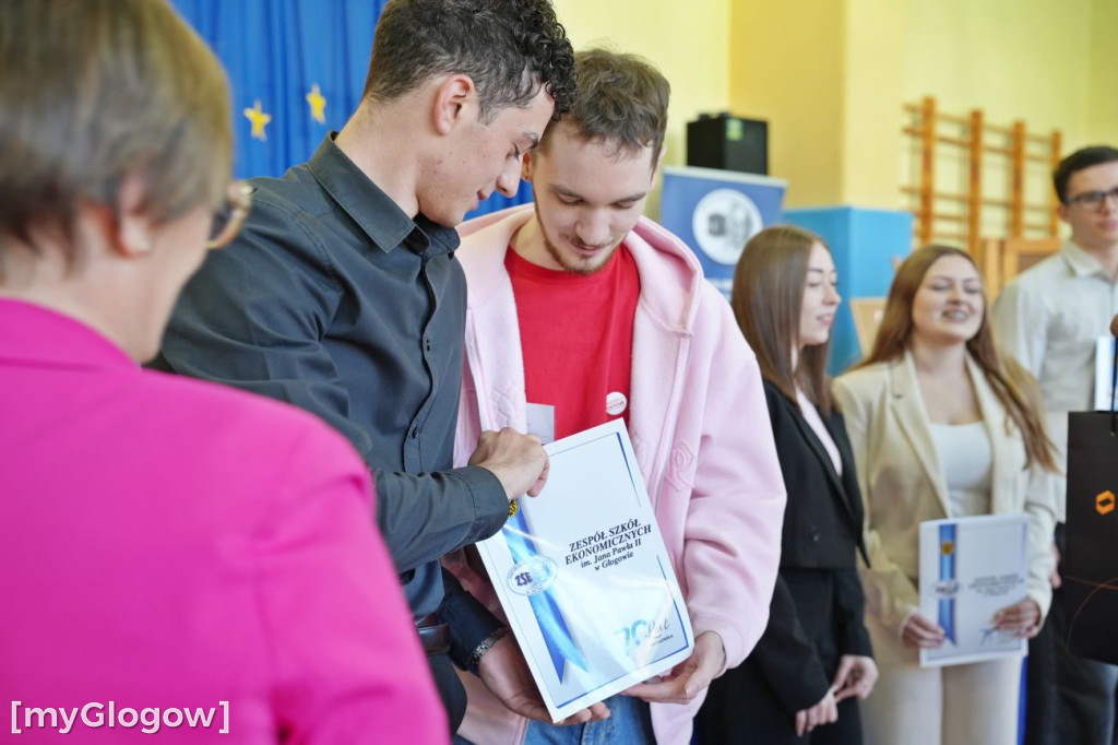 Rosną młodzi przedsiębiorcy