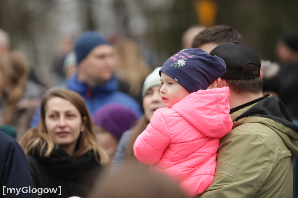 Szukali jajek po całym parku!