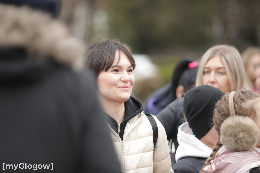 Szukali jajek po całym parku!