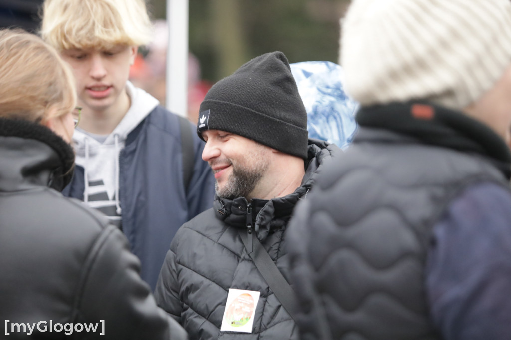 Szukali jajek po całym parku!