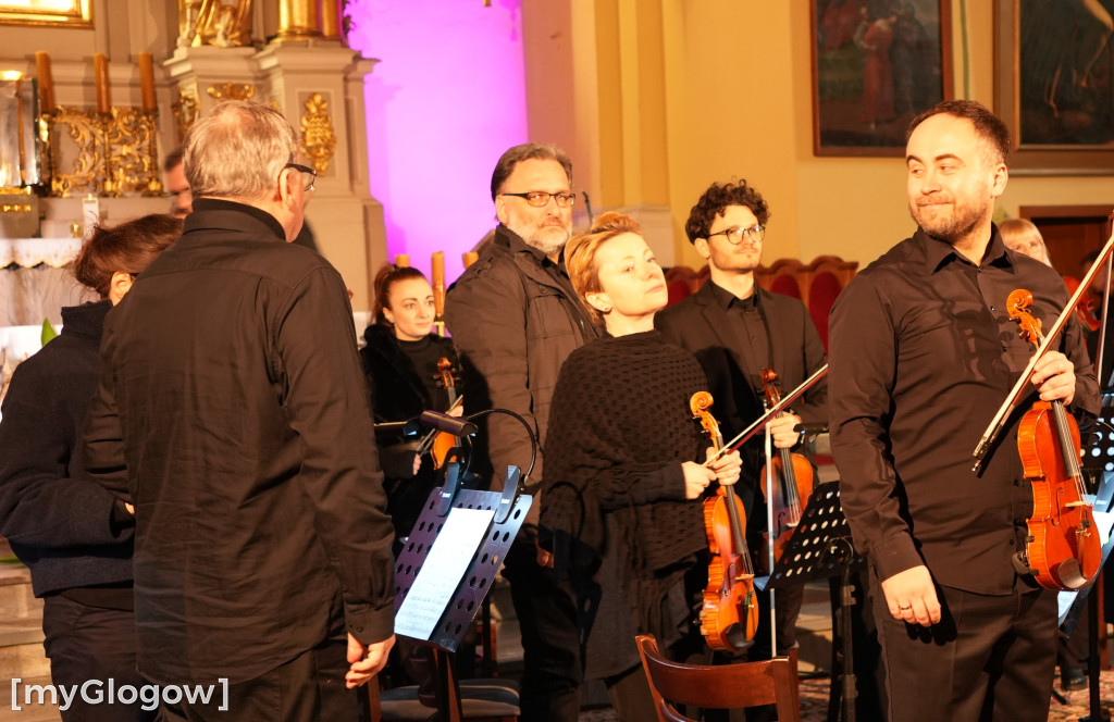 Zbigniew Zamachowski na koncercie w Głogowie
